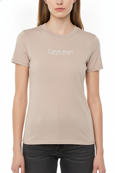 Calvin Klein Dámské Tričko S Krátkým Rukávem A Nápisem Velikost XS