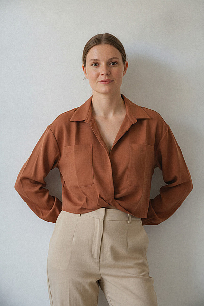 Boohoo Dámská Hnědá Košilová Halenka S Dlouhým Rukávem A Kapsami Crop Velikost 42