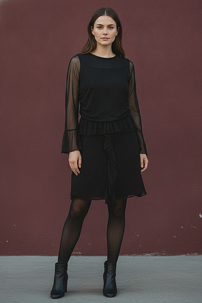 Boohoo Dámské černé šaty S Dlouhým Rukávem Elegantní Velikost 46