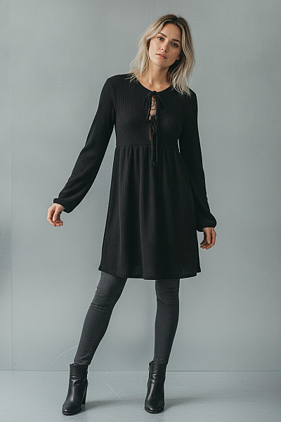 Boohoo Černé Pletené Mini šaty S Dlouhým Rukávem A Vázáním Vel. 34