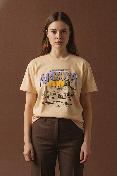 Boohoo Dámské Tričko S Krátkým Rukávem A Potiskem Arizona Velikost 46