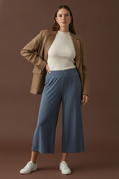 COUTURE LINE Modré široké Kalhoty S Kapsami Vel. 22