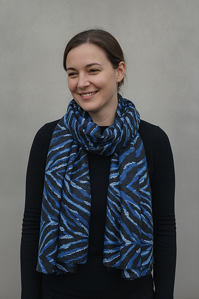HELENA VERA Modrý šátek Se Zvířecím Vzorem