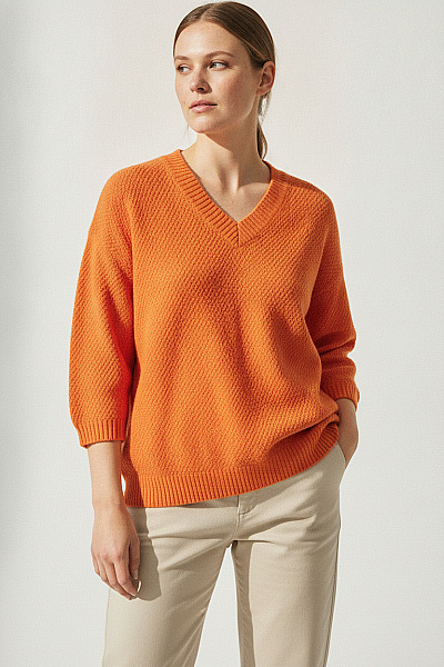 Curvy Me Oranžový Pletený Pulovr S Výstřihem Do V A Spadlými Rameny Vel. DE 44
