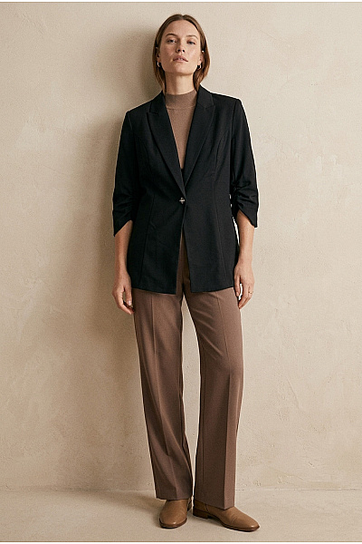 Belinda Gold Černé Dámské Blejzr S 3/4 Rukávem Elegantní Business Vel. DE 42
