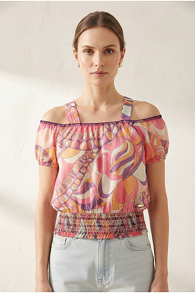 Guess Barevné Retro Crop Top S Odhalenými Rameny A Krátkým Rukávem Velikost UK 10