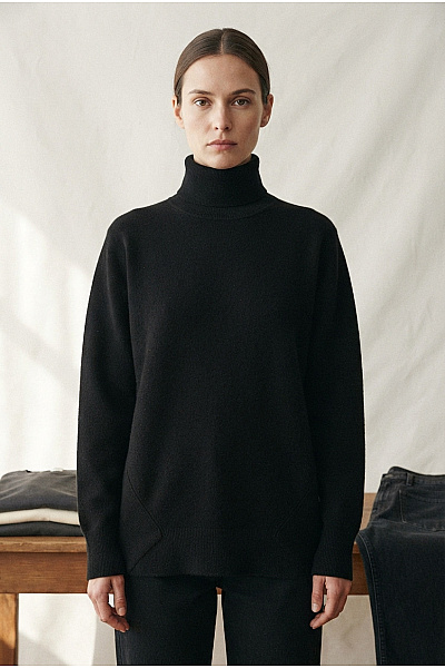 French Connection Černý Dámský Rolák Oversized Basic Vel. S