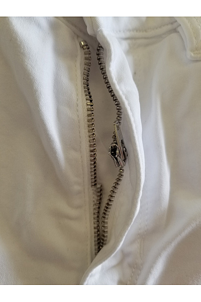 Guess Dámské bílé rovné džíny s vysokým pasem Vel. 27 | Guess | obrázek 4