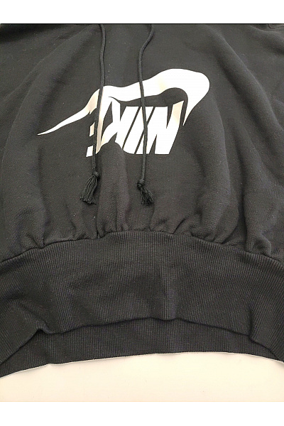 Nike Černá bavlněná crop mikina s kapucí a potiskem Vel. m | Nike | obrázek 4