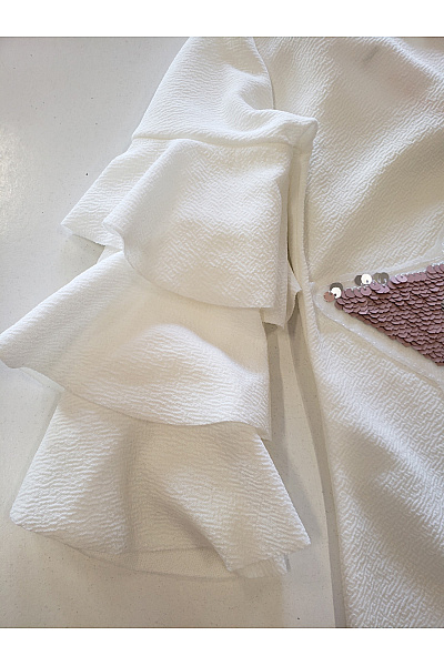 Dívčí bílé tričko s růžovou flitrovou hvězdou a volánkovými rukávy Velikost 4 | Unimoda | obrázek 3