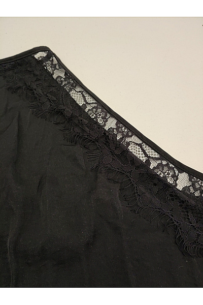 Černá krajková halenka bez rukávů elegantní Vel. 54 | Unimoda | obrázek 3