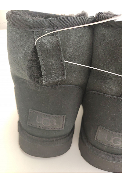 UGG Černé kotníkové válenky zimní zateplené Velikost 38 | UGG | obrázek 8