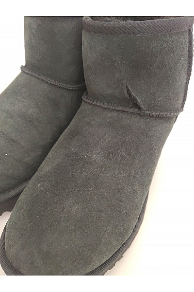 UGG Černé kotníkové válenky zimní zateplené Velikost 38 | UGG | obrázek 9