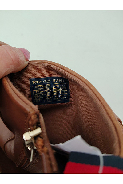 TOMMY HILFIGER Hnědé kožené kotníkové boty s přezkou Vel. 38 | TOMMY HILFIGER | obrázek 9