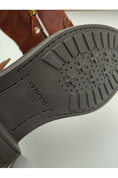 GEOX Hnědé kožené vysoké kozačky s přezkou Vel. 36 | GEOX | obrázek 8