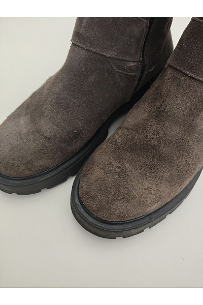 Hnědé semišové kotníkové boty s přezkou na zip Vel. 40 | Unimoda | obrázek 6