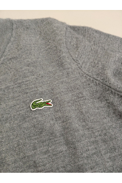 LACOSTE Hnědý vlněný pulovr do véčka Velikost M | LACOSTE | obrázek 4