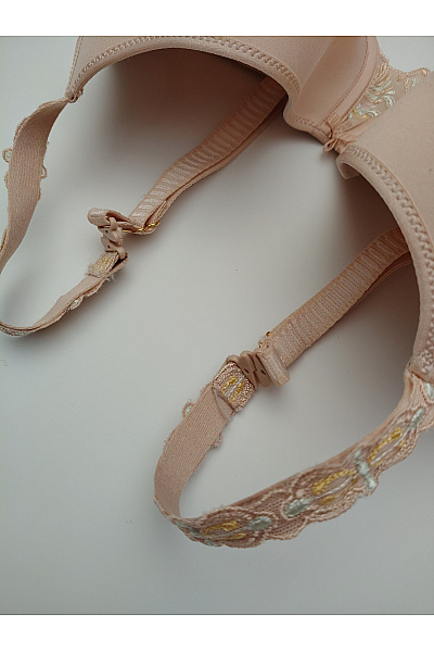 Béžová hladká kosticová podprsenka s krajkou Vel. 90D | Unimoda | obrázek 4