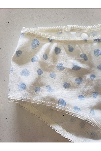 Petit-Bateau Dívčí bavlněné kalhotky s potiskem srdíček Vel. EU 152 | Petit-Bateau | obrázek 3