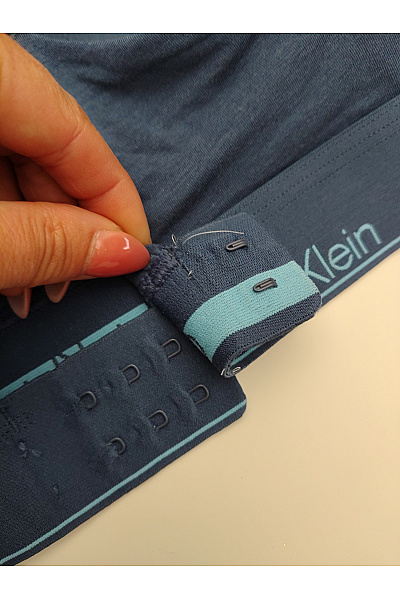 Calvin Klein Modrá bavlněná sportovní braletová podprsenka s překříženými zády Vel. EU S | Calvin Klein | obrázek 5