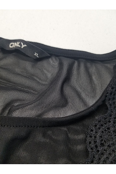 ONLY Černé krajkové body s výstřihem do V Velikost XL | ONLY | obrázek 4