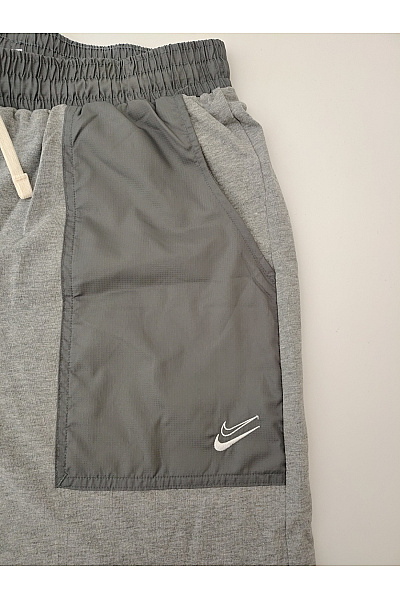 Nike Pánské šedé bavlněné teplákové kraťasy s kapsami Velikost US XL | Nike | obrázek 2