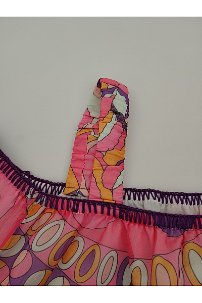 Guess Barevné retro crop top s odhalenými rameny a krátkým rukávem Velikost UK 10 | Guess | obrázek 4