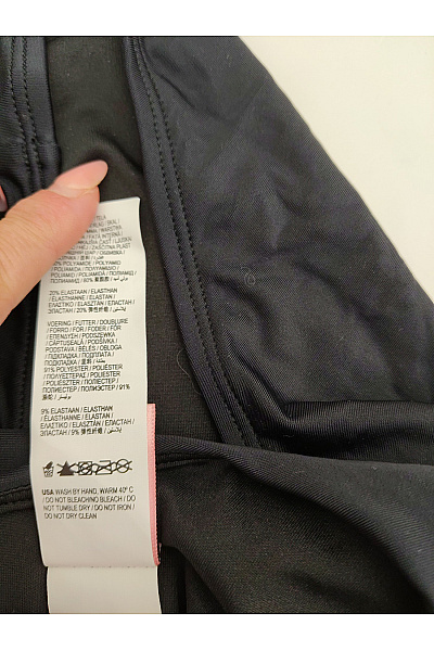 Hunkemoller Černé jednodílné plavky s průstřihy za krk Velikost UK 16 | Hunkemoller | obrázek 7