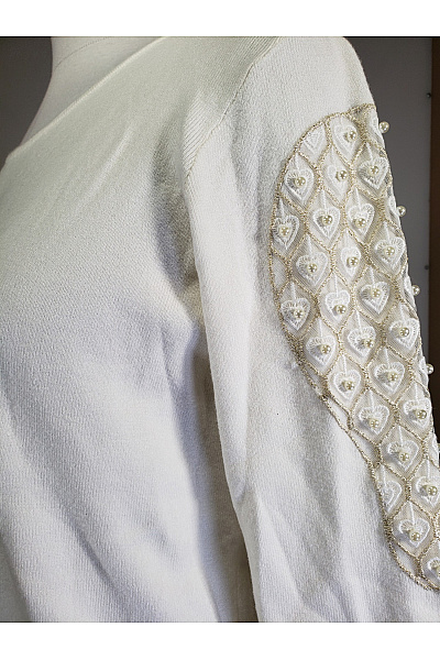 OVANTI GLOW Bílá elegantní halenka s perlami a lodičkovým výstřihem Vel. 46 | OVANTI | obrázek 4