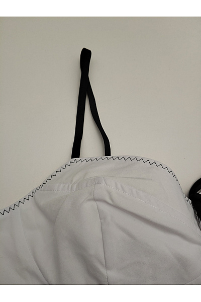 boohoo Bílé dámské tílko crop top s mašlí Velikost EU 44 | boohoo | obrázek 5