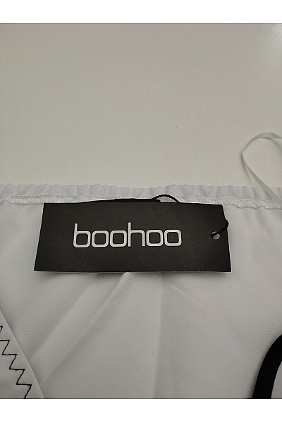boohoo Bílé dámské tílko crop top s mašlí Velikost EU 44 | boohoo | obrázek 8