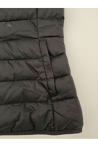 ONLY Dámská černá prošívaná zateplená vesta s kapucí Vel. M | ONLY | obrázek 4