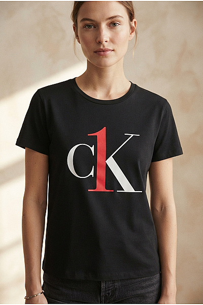 Calvin Klein Dámské černé Bavlněné Tričko S Krátkým Rukávem A Nápisem Vel. M