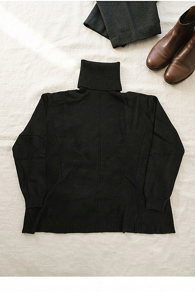 Soft Cashmere Černý Pletený Rolák Basic Vel. XL