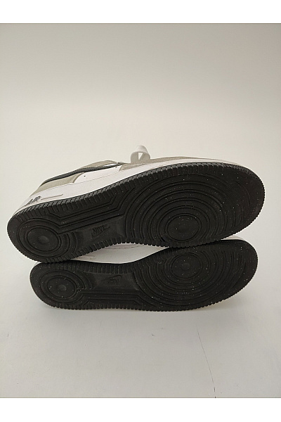 Nike Pánské tenisky Air Force 1 LV8 (GS) 