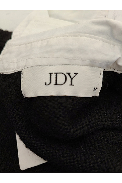 JDY Černobílý pletený pulovr s perličkami a košilovou vsadkou Velikost M | JDY | obrázek 7