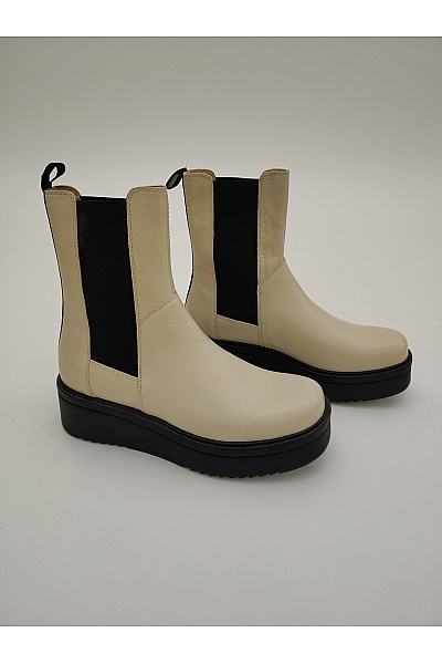 Dr.Martens Černé kotníkové chelsea boty nazouvací vycházkové | VAGABOND | obrázek 2