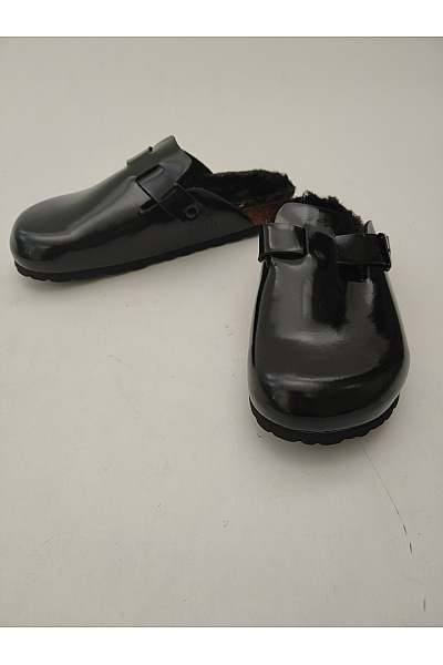 Mandel Sandals Černé lakované nazouvací pantofle s kožíškem Vel. EU 40 | Mandel Sandals | obrázek 2