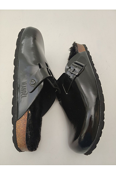 Mandel Sandals Černé lakované nazouvací pantofle s kožíškem Vel. EU 40 | Mandel Sandals | obrázek 8