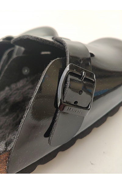 Mandel Sandals Černé lakované nazouvací pantofle s kožíškem Vel. EU 40 | Mandel Sandals | obrázek 11
