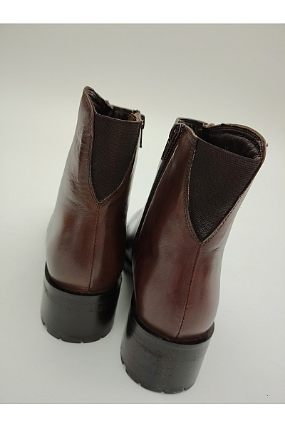 Dr.Martens Černé kotníkové chelsea boty nazouvací vycházkové | Everybody | obrázek 4