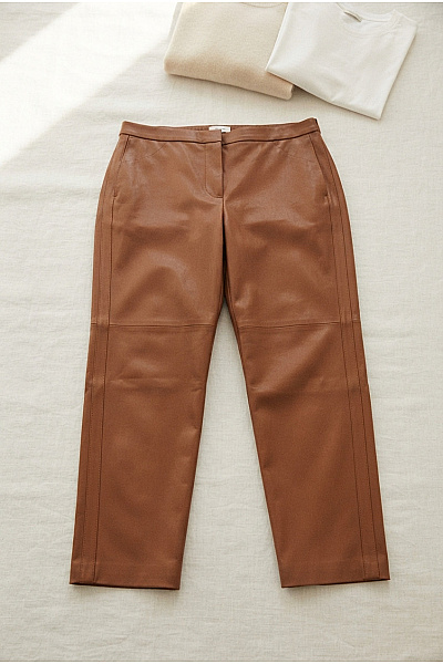 GERRY WEBER Hnědé Koženkové Kalhoty S Vysokým Pasem Velikost 44