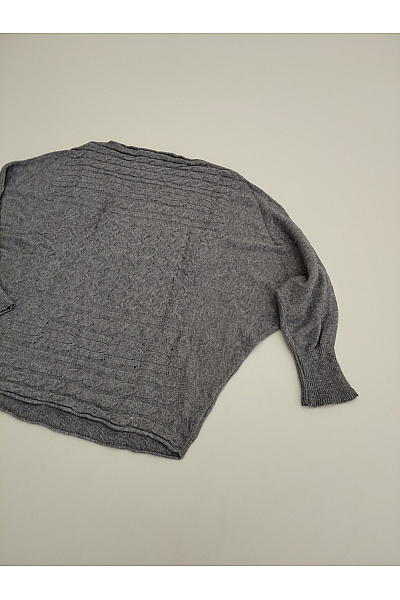 Šedý pletený pulovr s netopýřími rukávy a copánkovým vzorem Velikost XXL | Unimoda | obrázek 3