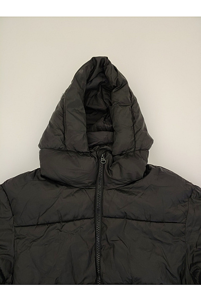 PULL&BEAR Černá prošívaná zimní puffer bunda s kapucí Velikost EU M | PULL&BEAR | obrázek 4