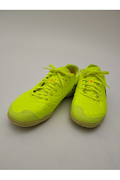 Nike Žluté pánské sálové kopačky šněrovací sportovní Velikost 43 | Nike | obrázek 3