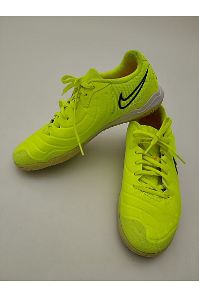Nike Žluté pánské sálové kopačky šněrovací sportovní Velikost 43 | Nike | obrázek 8