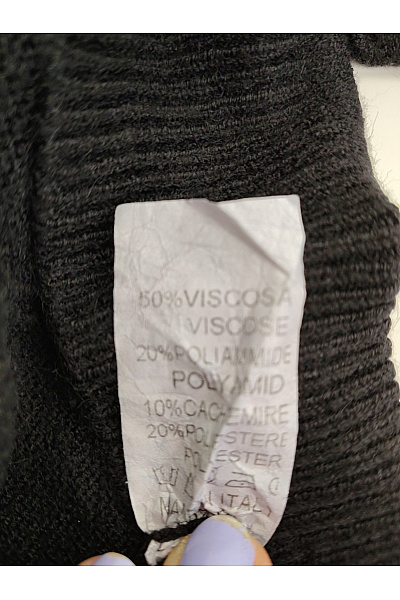 MADE IN ITALY Černý pletený pulovr s výstřihem do V Velikost L | MADE IN ITALY | obrázek 6