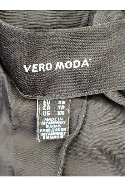 VERO MODA Černá prošívaná zimní bunda s kapucí Vel. EU XS | VERO MODA | obrázek 7