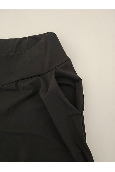 COUTURE LINE Černé široké kalhoty s vysokým pasem a kapsami Velikost DE 22 | COUTURE LINE | obrázek 2