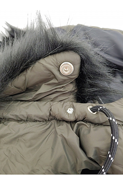 Geographical Norway Pánská khaki prošívaná zimní bunda s kapucí a kožíškem Vel. EU S | Geographical Norway | obrázek 12